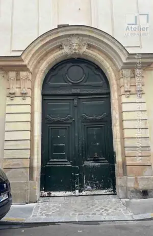 Porte cochère 12 rue Charles-V Paris 4e