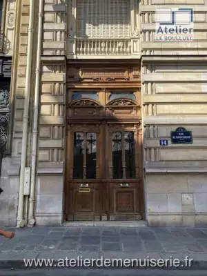 Porte cochère 14 rue de Bourgogne Paris 7e