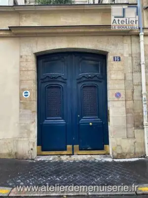 Porte cochère 16 rue de Condé Paris 6e