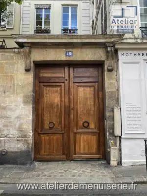 Porte cochère 16 rue de la Sourdière Paris 1er