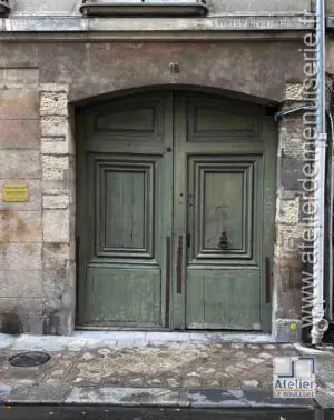 Porte cochère 18 rue des Tournelles Paris 4e