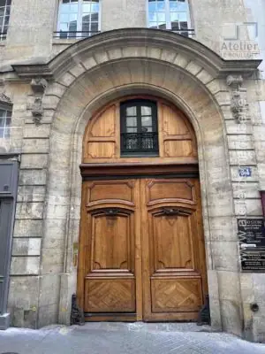 Porte cochère 34 rue de la Montagne-Sainte-Geneviève Paris 5e