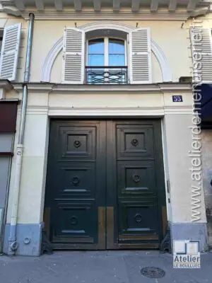 Porte cochère 55 rue des Vinaigriers Paris 10e