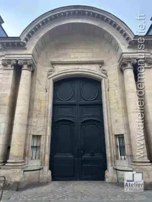 Porte cochère 87 rue de Grenelle Paris 7e