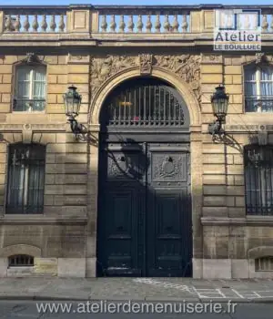 Porte cochère de droite 55 rue du Faubourg-Saint-Honoré, palais de l’Élysée Paris 8e