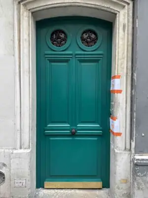 Porte 2 rue Marc-Seguin après travaux