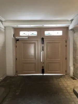 Porte 16 rue du Pont-aux-Choux vue intérieure