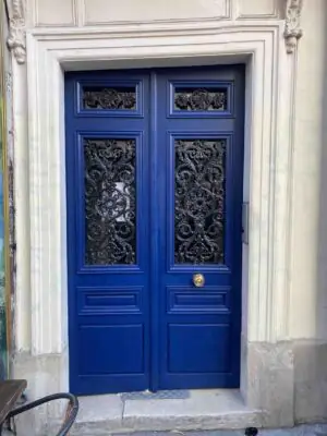 Porte rue 37 Oberkampf après remplacement